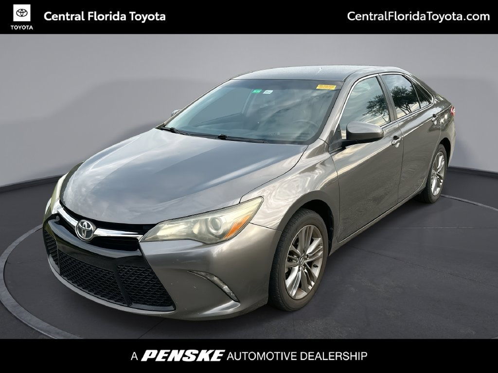 Used 2016 Toyota Camry SE FWD image 1