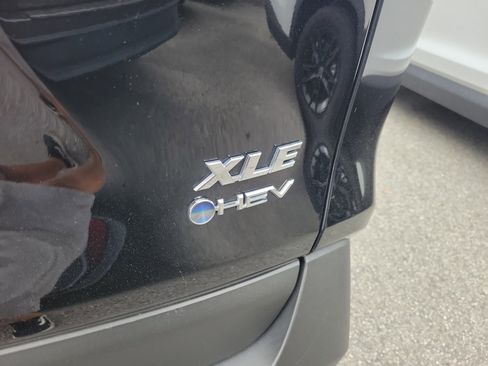 Certified 2025 Toyota RAV4 XLE AWD/4WD image 16