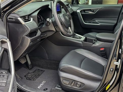 Certified 2024 Toyota RAV4 XLE Premium image 10