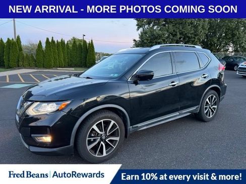Used 2018 Nissan Rogue SL w/ Premium Package FWD image 3