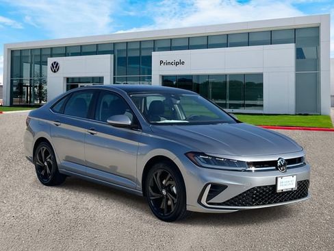 New 2026 Volkswagen Jetta SE FWD image 2