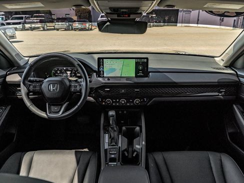 Used 2025 Honda Accord Touring image 22
