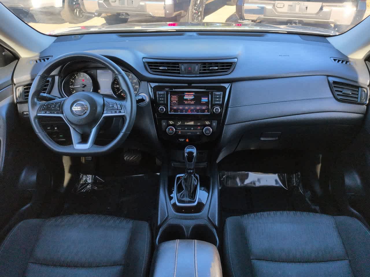 Used 2018 Nissan Rogue SV FWD image 14