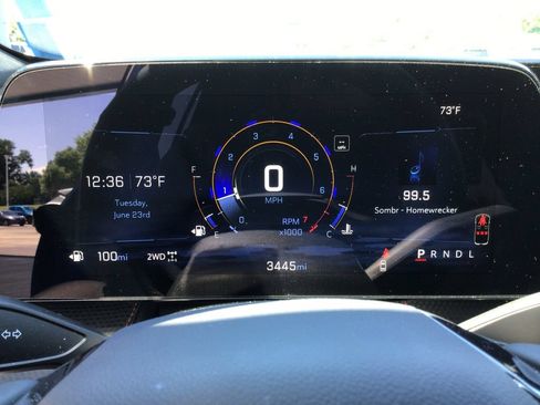 Used 2025 Chevrolet Equinox RS w/ Safety and Technology Package AWD/4WD image 27