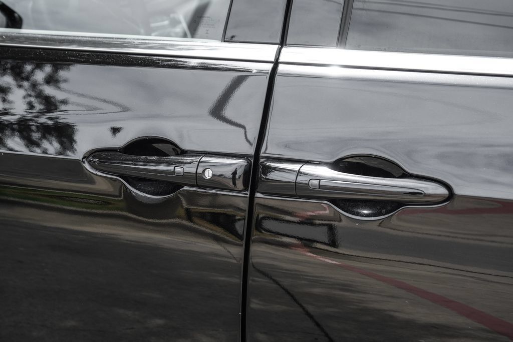 Used 2024 Chrysler Pacifica Touring-L FWD image 56