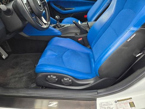 Used 2024 Nissan Z Performance w/ Floor Mat Package RWD image 20