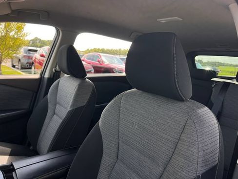 Used 2021 Nissan Rogue S FWD image 13