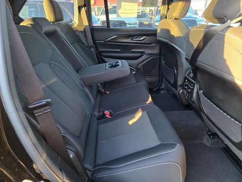 Certified 2024 Jeep Grand Cherokee Laredo X w/ Luxury Tech Group I image 9