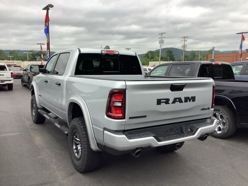 New 2026 RAM 1500 Big Horn AWD/4WD image 6