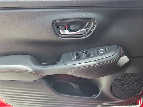 Certified 2025 Honda HR-V Sport image 29