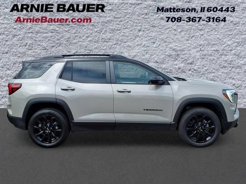 New 2027 GMC Terrain Elevation w/ Elevation Premium Package AWD/4WD image 4
