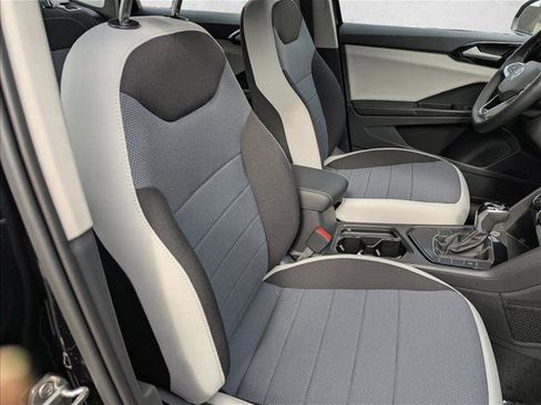 New 2026 Volkswagen Taos S image 27