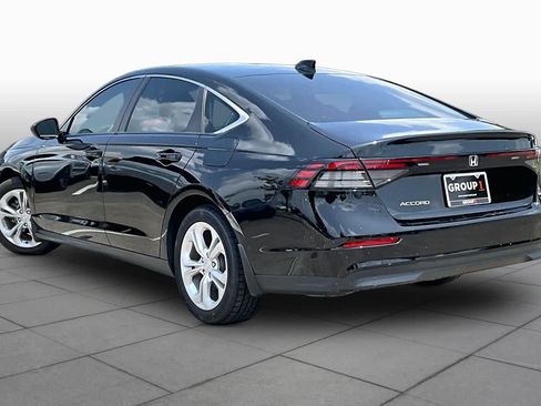 Used 2025 Honda Accord LX image 10