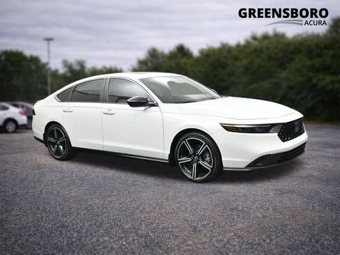 Used 2023 Honda Accord Sport image 1
