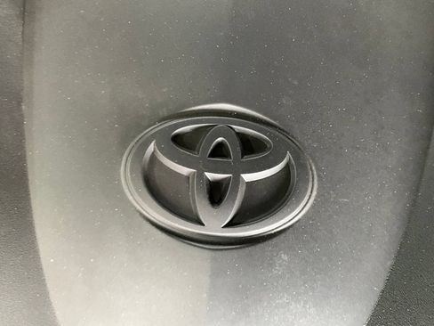 Used 2026 Toyota Camry SE FWD image 30