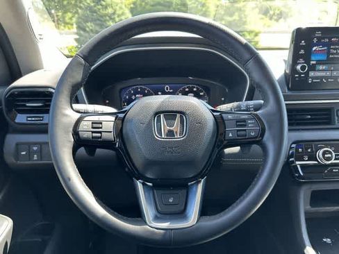 Used 2024 Honda Pilot Elite image 8