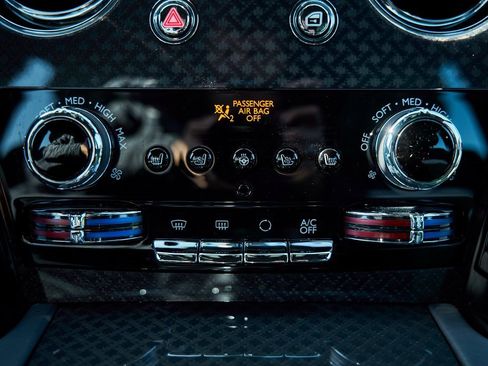 Used 2023 Rolls-Royce Cullinan Black Badge w/ Driver's Package image 71