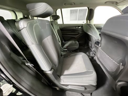 Used 2023 Jeep Grand Cherokee L Laredo w/ Luxury Tech Group I image 28