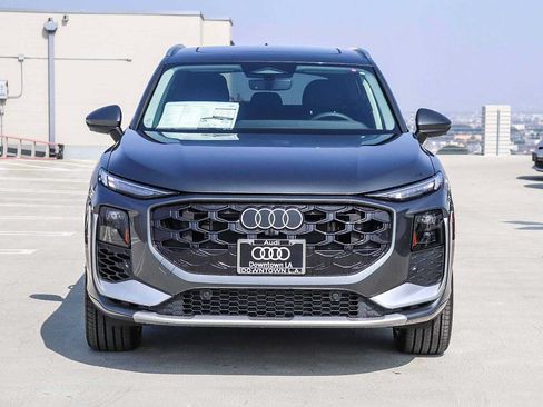 New 2026 Audi Q3 quattro 2.0T AWD/4WD image 2