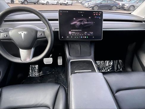 Used 2022 Tesla Model Y Performance AWD/4WD image 12