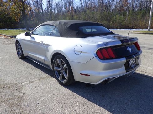 Used 2016 Ford Mustang Convertible w/ Equipment Group 051A image 3
