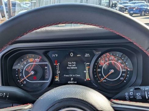 Certified 2024 Jeep Wrangler Unlimited Rubicon AWD/4WD image 29