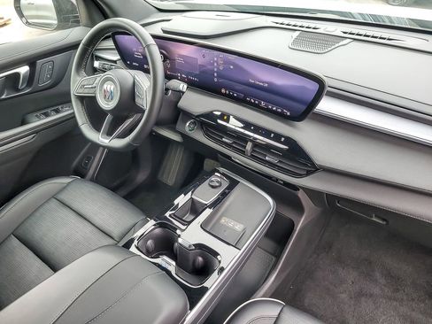 Certified 2025 Buick Enclave Sport Touring image 23