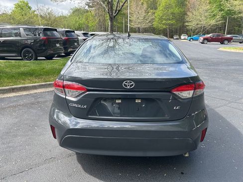 Used 2025 Toyota Corolla LE image 13