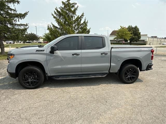 Used 2024 Chevrolet Silverado 1500 Custom Trail Boss w/ Turbomax Blackout Package AWD/4WD image 16