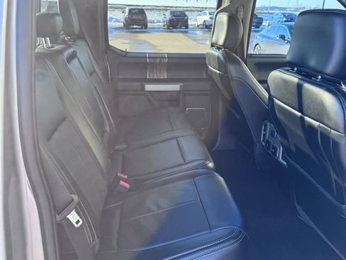 Used 2020 Ford F150 Lariat image 16