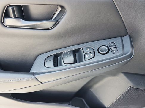 Used 2025 Nissan Sentra S FWD image 23