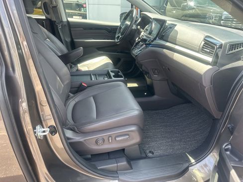 Used 2022 Honda Odyssey Touring image 12