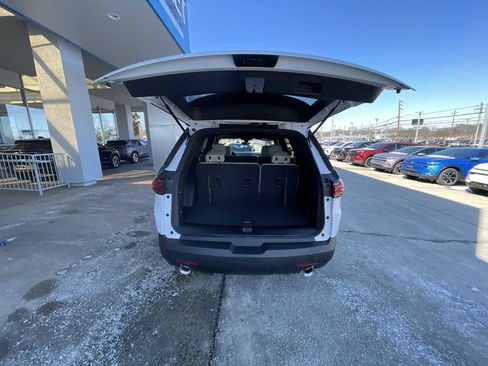 Certified 2023 Chevrolet Traverse LS w/ Safety Package image 25