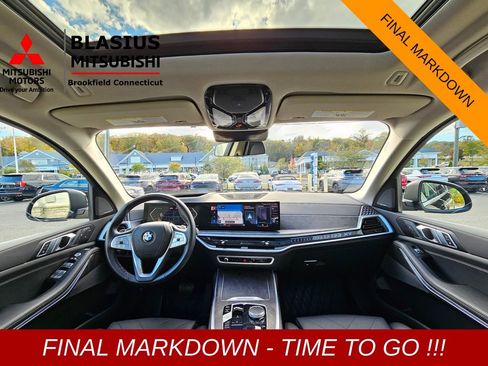 Used 2023 BMW X7 xDrive40i w/ Premium Package image 30