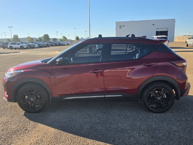 Certified 2024 Nissan Kicks SR w/ SR Premium Package FWD image 9