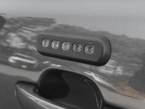 Certified 2020 Ford Ranger Lariat w/ Equipment Group 501A Mid image 11