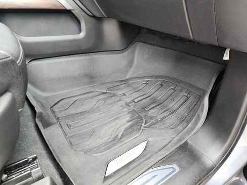 Certified 2022 GMC Sierra 1500 SLT w/ SLT Premium Plus Package image 26