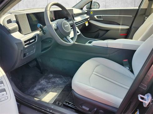 New 2026 Hyundai Sonata SEL image 5