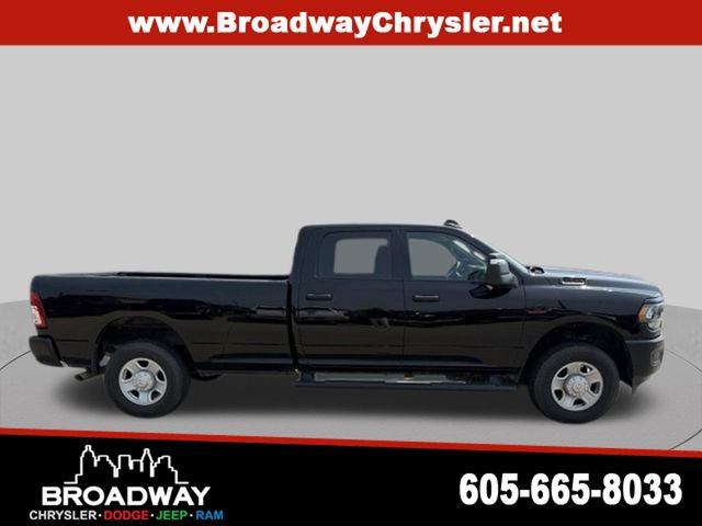 Used 2024 RAM 3500 Tradesman AWD/4WD image 5
