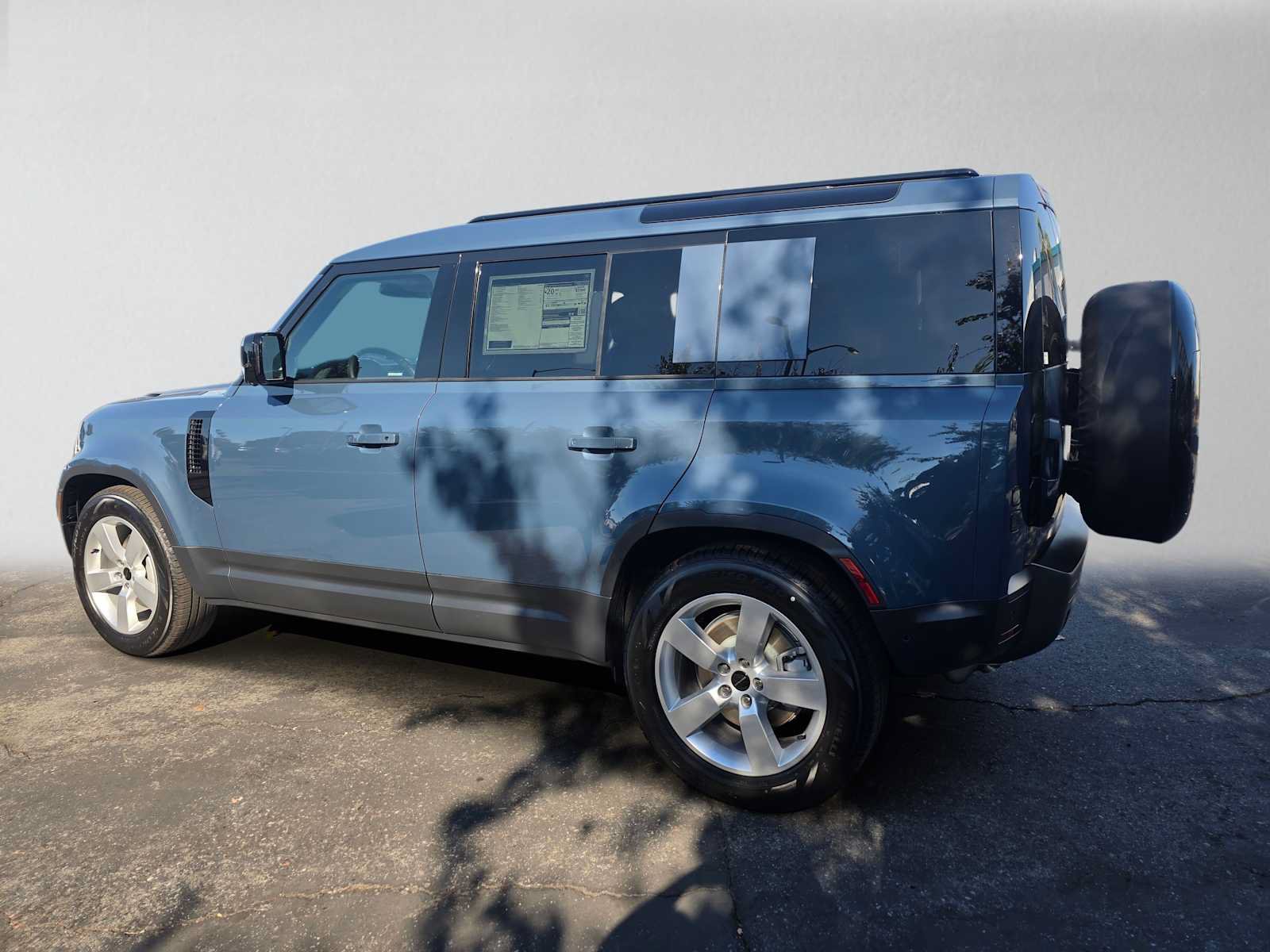 New 2026 Land Rover Defender 110 S AWD/4WD image 3