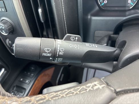 Used 2018 Chevrolet Silverado 2500 High Country AWD/4WD image 18
