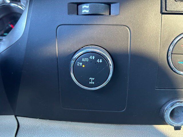 Used 2010 GMC Sierra 1500 SLE w/ Power Pack Plus AWD/4WD image 11