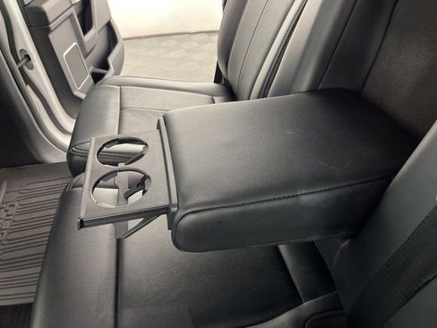Used 2020 Ford F150 Lariat w/ Equipment Group 502A Luxury AWD/4WD image 39