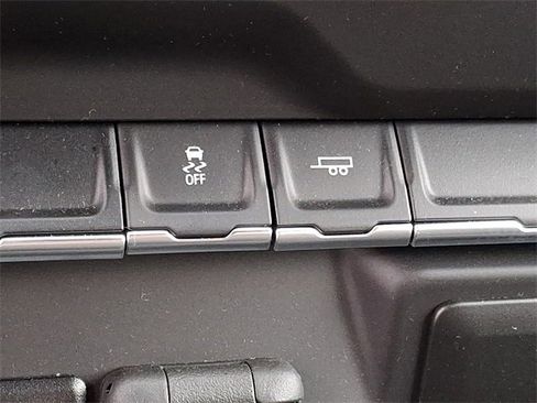 Certified 2025 Chevrolet Silverado 1500 W/T w/ WT Value Package image 25