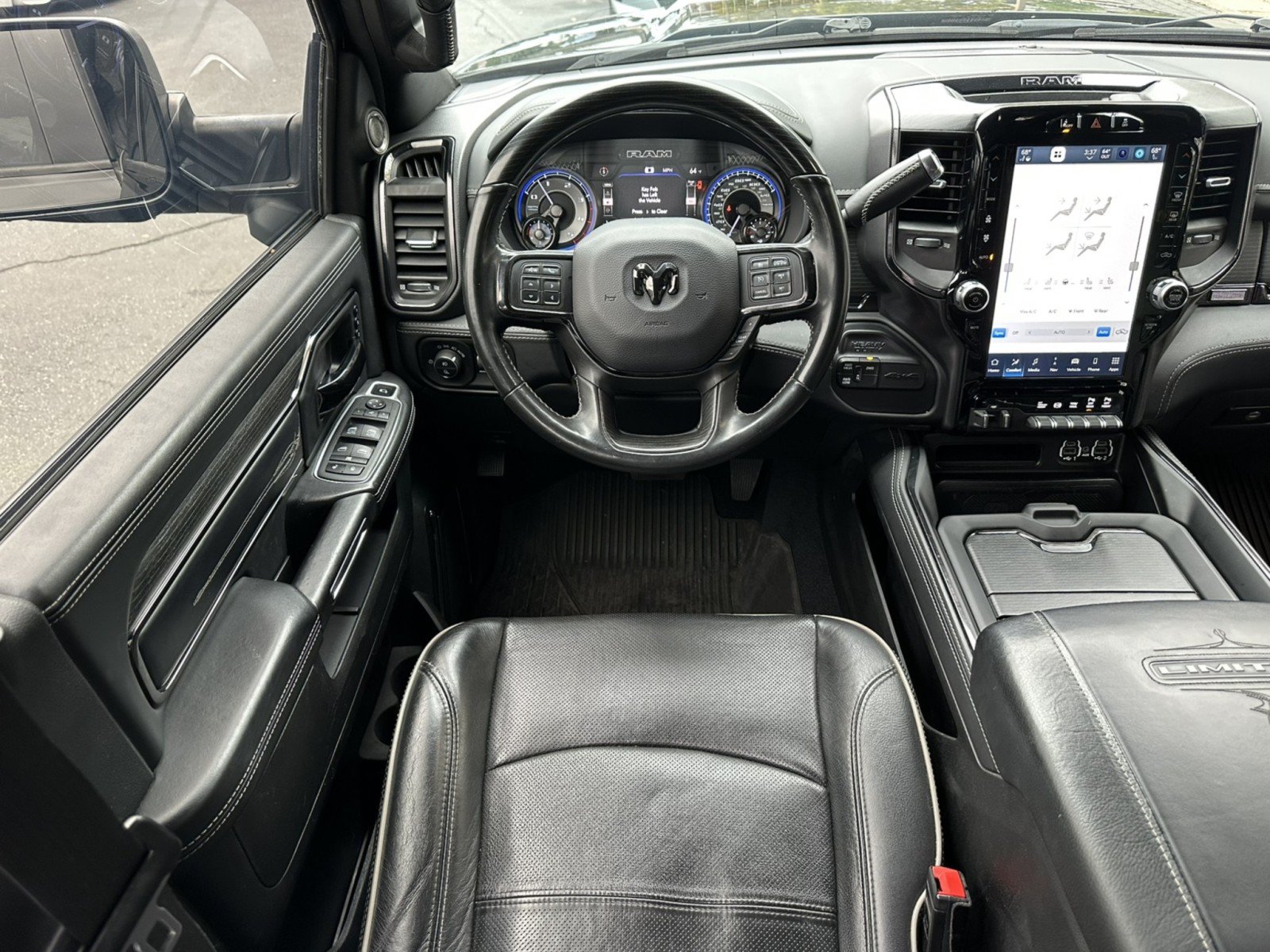Used 2022 RAM 2500 Limited AWD/4WD image 16