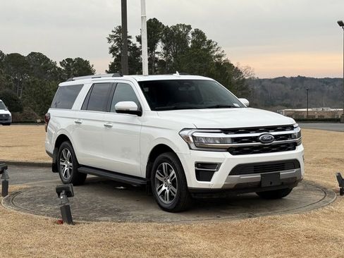 Used 2024 Ford Expedition Max Limited image 9