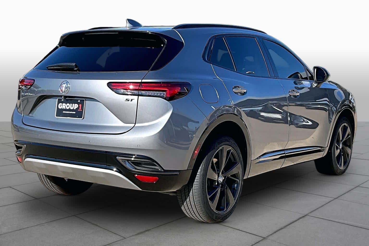 Used 2022 Buick Envision Preferred FWD image 11