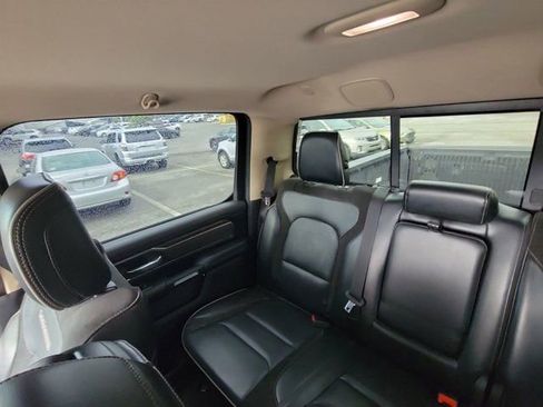 Used 2019 RAM 1500 Laramie w/ Off Road Group image 4