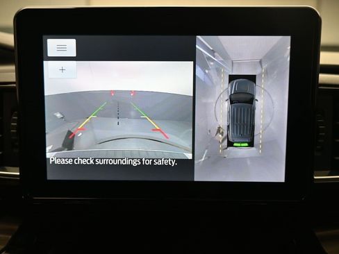 Used 2022 Ford Explorer Limited w/ Equipment Group 301A image 12