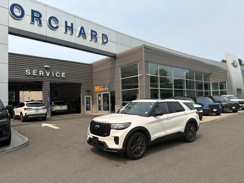 Certified 2025 Ford Explorer ST w/ Sun And Sound Package AWD/4WD image 34